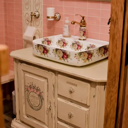 Osada Miedzy Drzewami Vakantieboerderij *